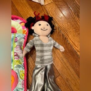 Manhattan Toy Groovy Girls "Verity"  12" Mod Brit Punk Doll 2002 & Sleeping Bag